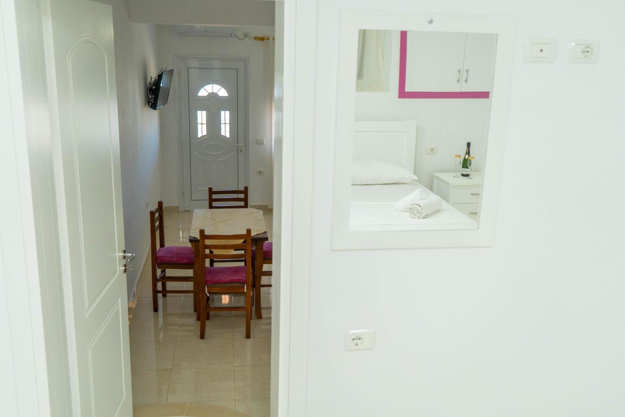 Vila Aliaj Vlorë Eksteriør bilde